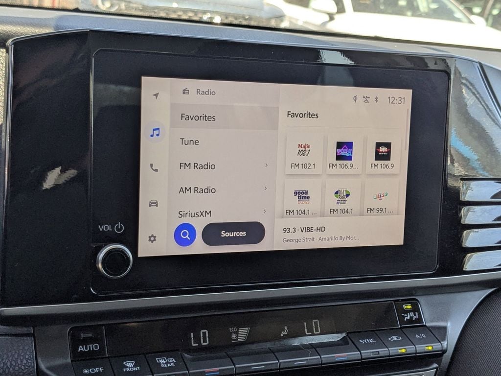 Thumbnail: 2025 Toyota Camry - 21