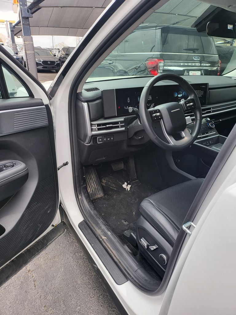 Thumbnail: 2025 Hyundai Santa Fe - 4