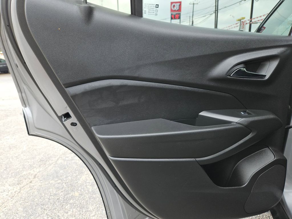 Thumbnail: 2025 Chevrolet Trax - 18