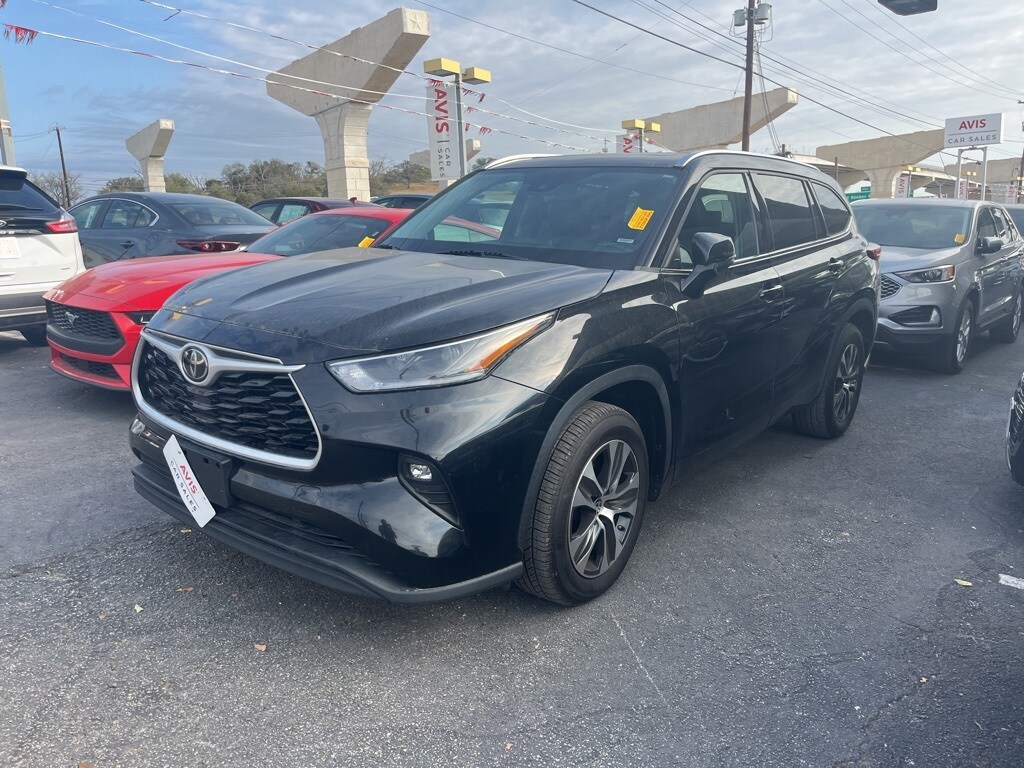 Used 2021 Toyota Highlander For Sale at AVIS Car Sales VIN
