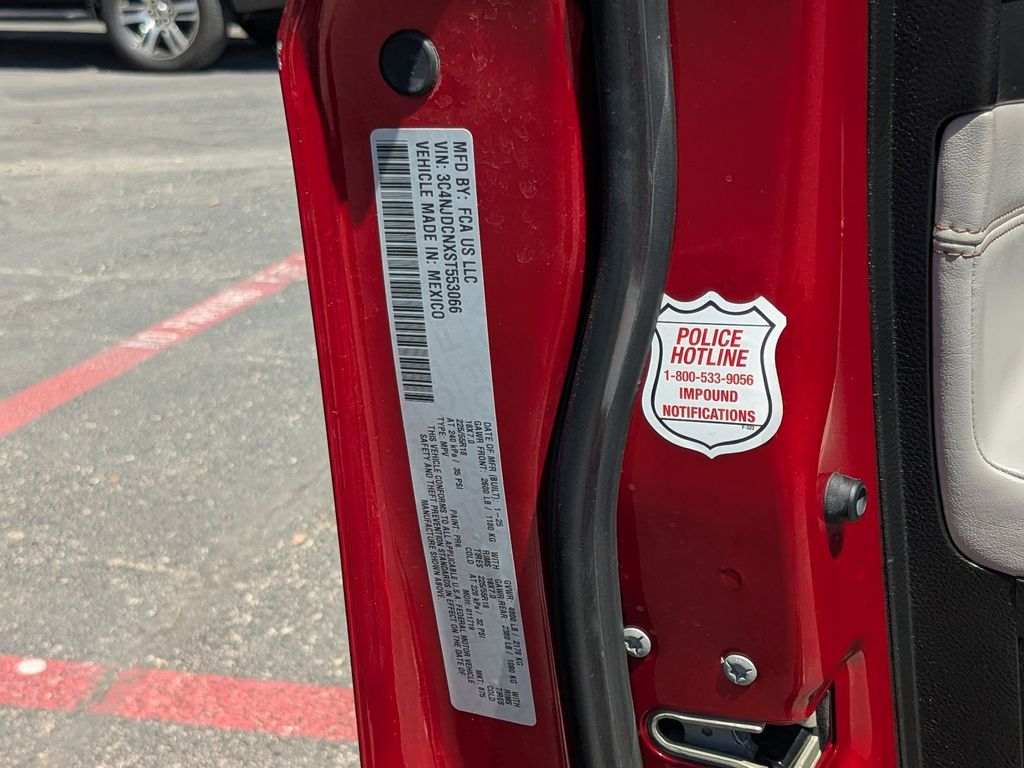 Thumbnail: 2025 Jeep Compass - 31