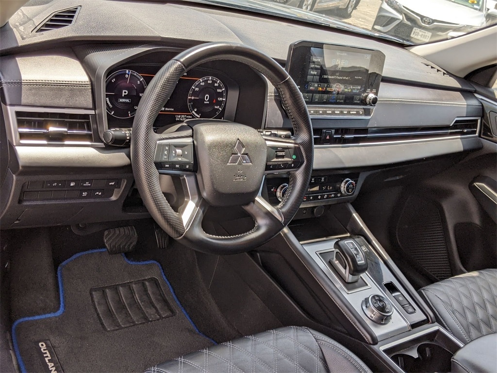 2023 Mitsubishi Outlander SEL 13