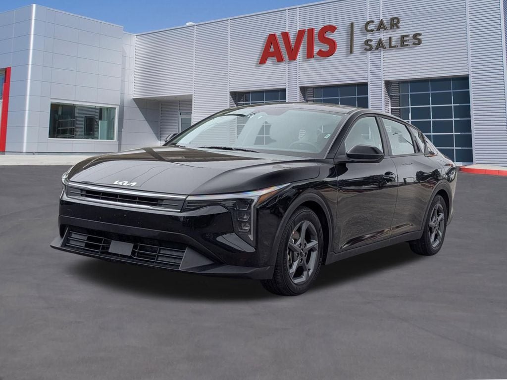 Thumbnail: 2025 Kia K4 - 1