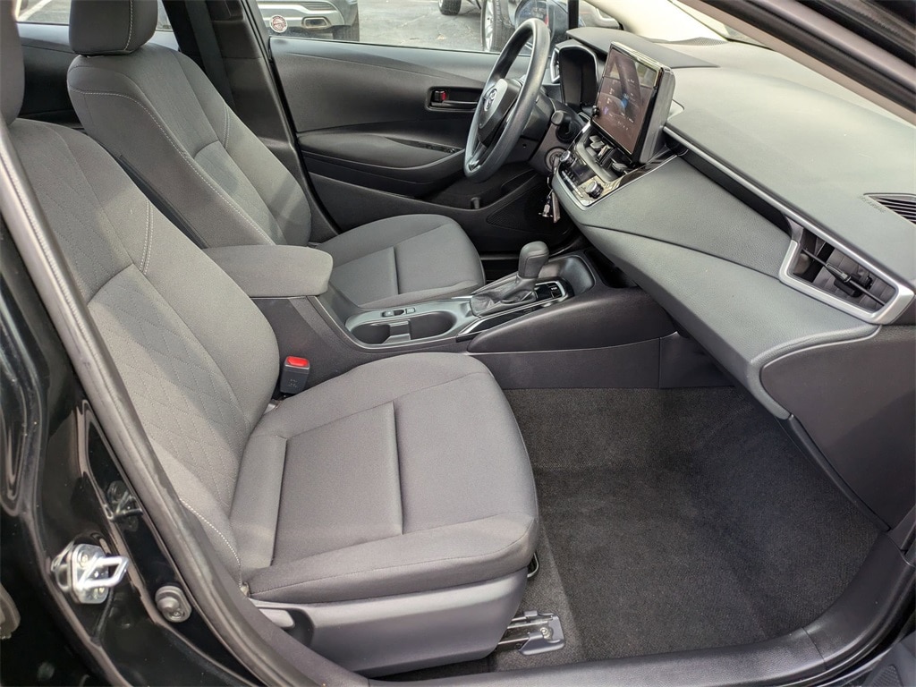 2024 Toyota Corolla LE 31