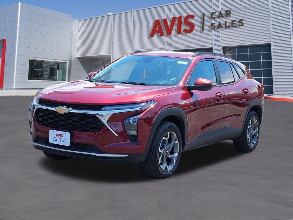 2025 Chevrolet Trax LT's photo