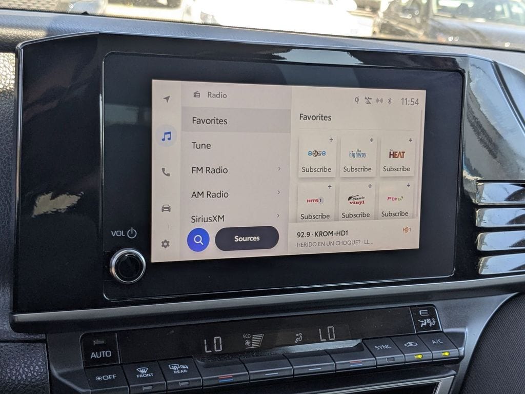 Thumbnail: 2025 Toyota Camry - 21