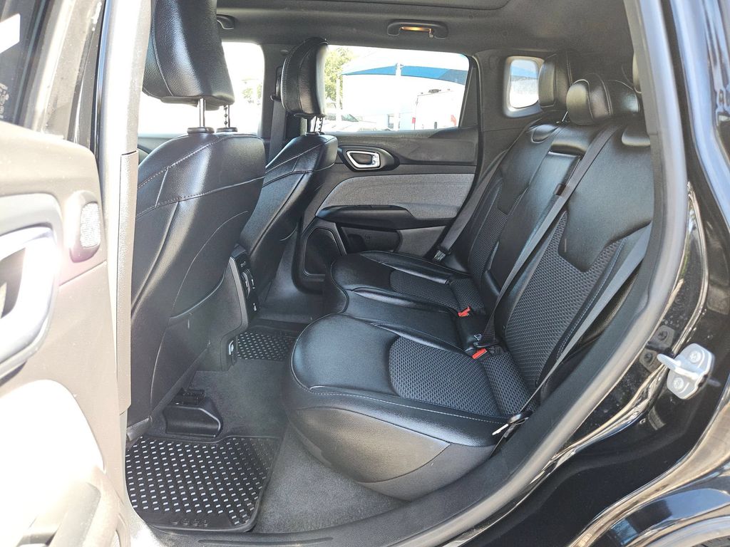 2025 Jeep Compass Latitude - Photo 17