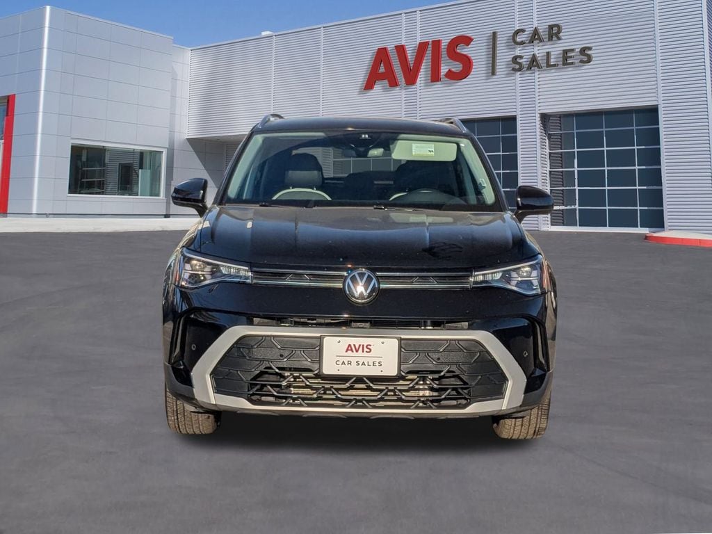 Thumbnail: 2025 Volkswagen Taos - 10