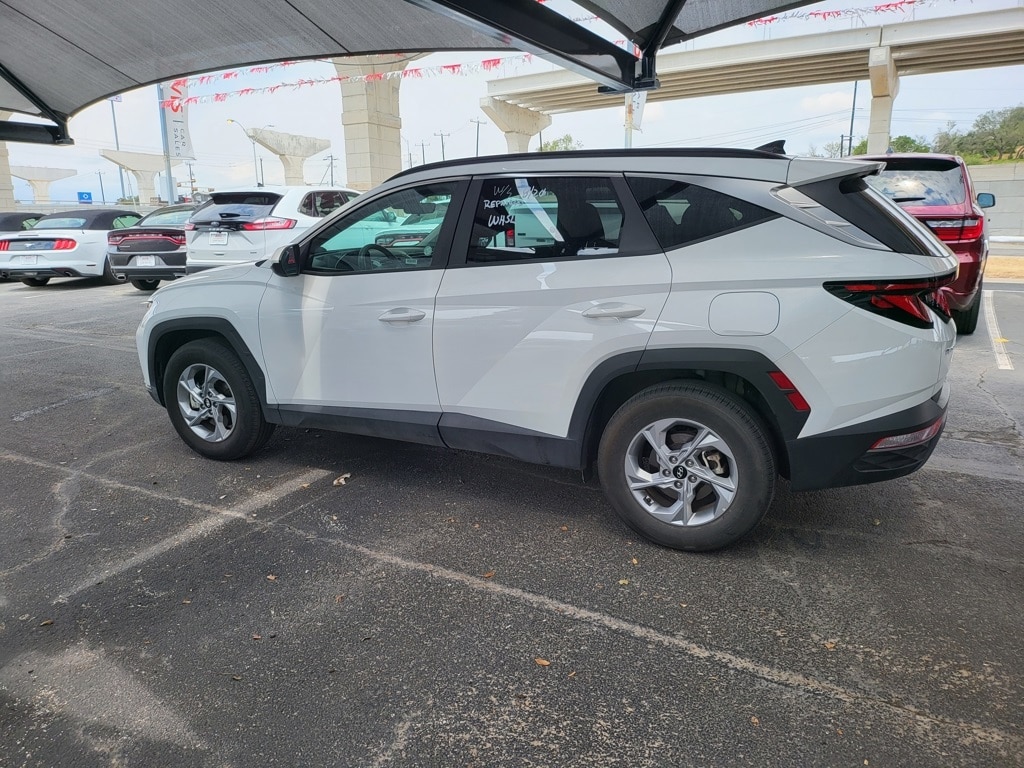 Thumbnail: 2024 Hyundai Tucson - 4