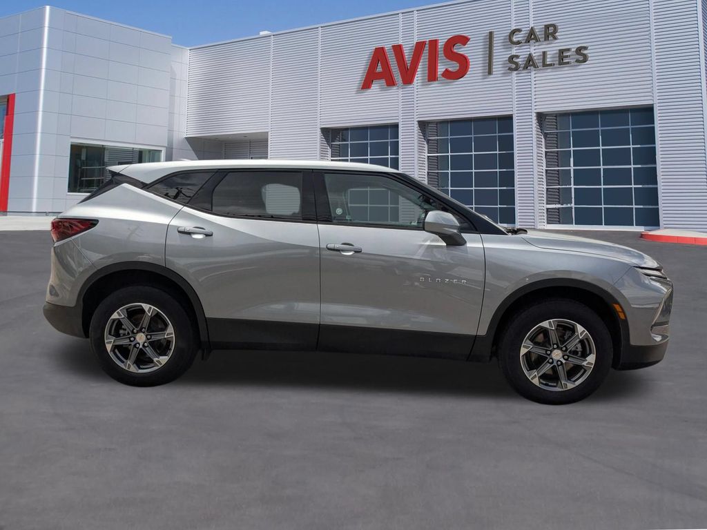 Thumbnail: 2025 Chevrolet Blazer - 7