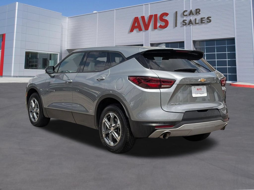 Thumbnail: 2025 Chevrolet Blazer - 3
