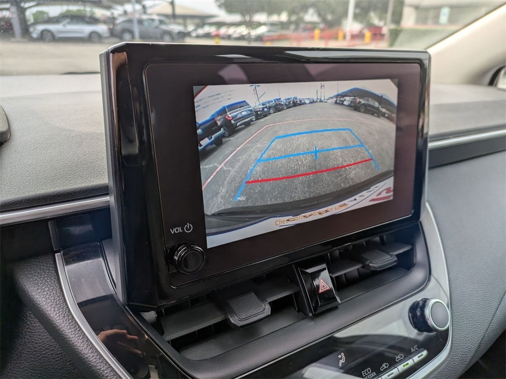2024 Toyota Corolla LE 15