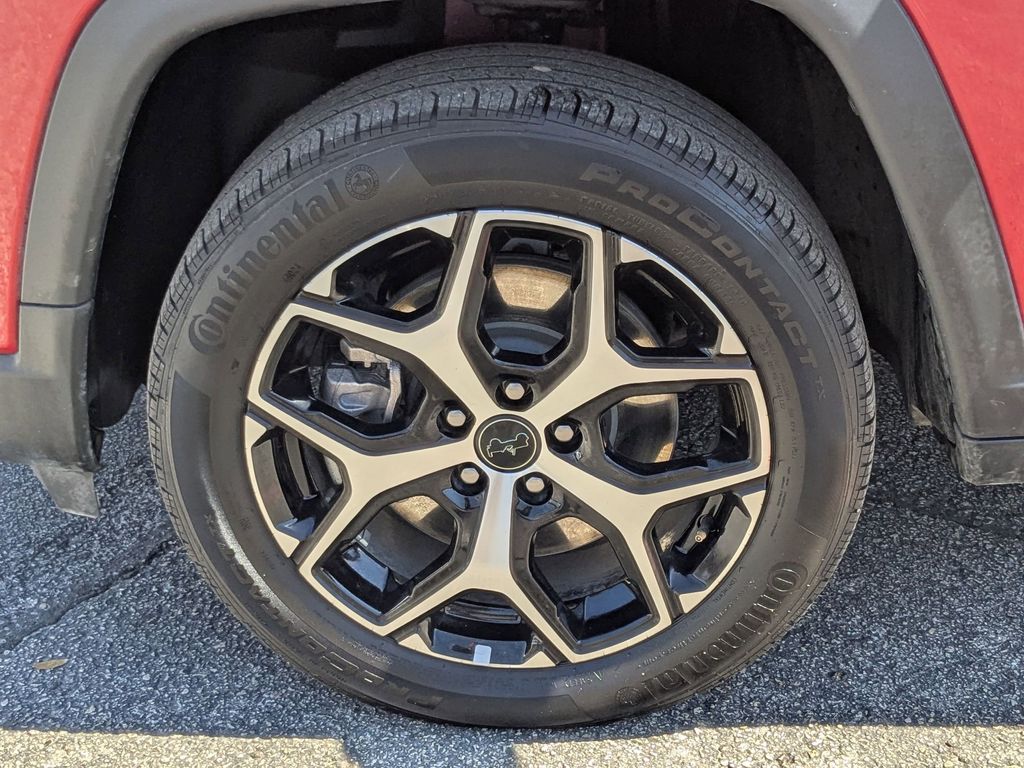 Thumbnail: 2025 Jeep Compass - 29