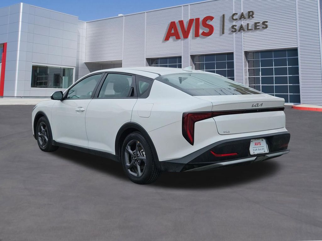 Thumbnail: 2025 Kia K4 - 3