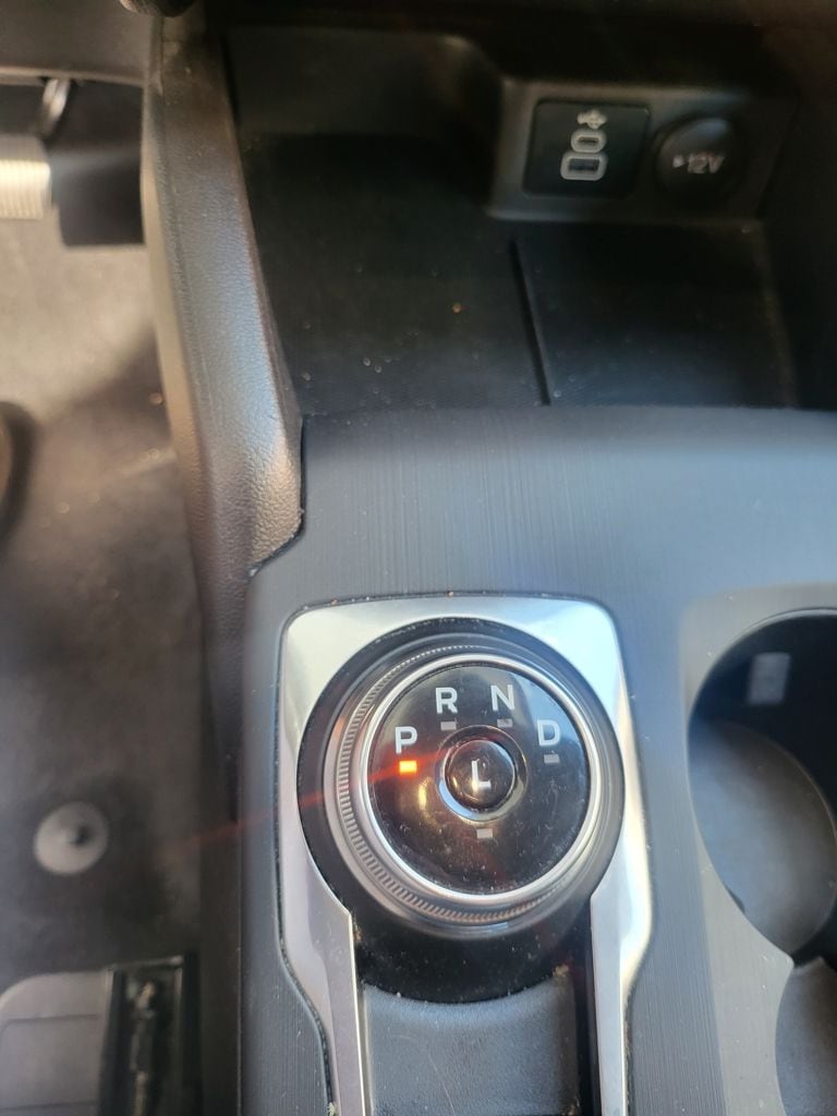 Thumbnail: 2025 Ford Escape - 8