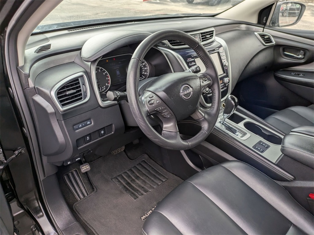 2023 Nissan Murano SV 10