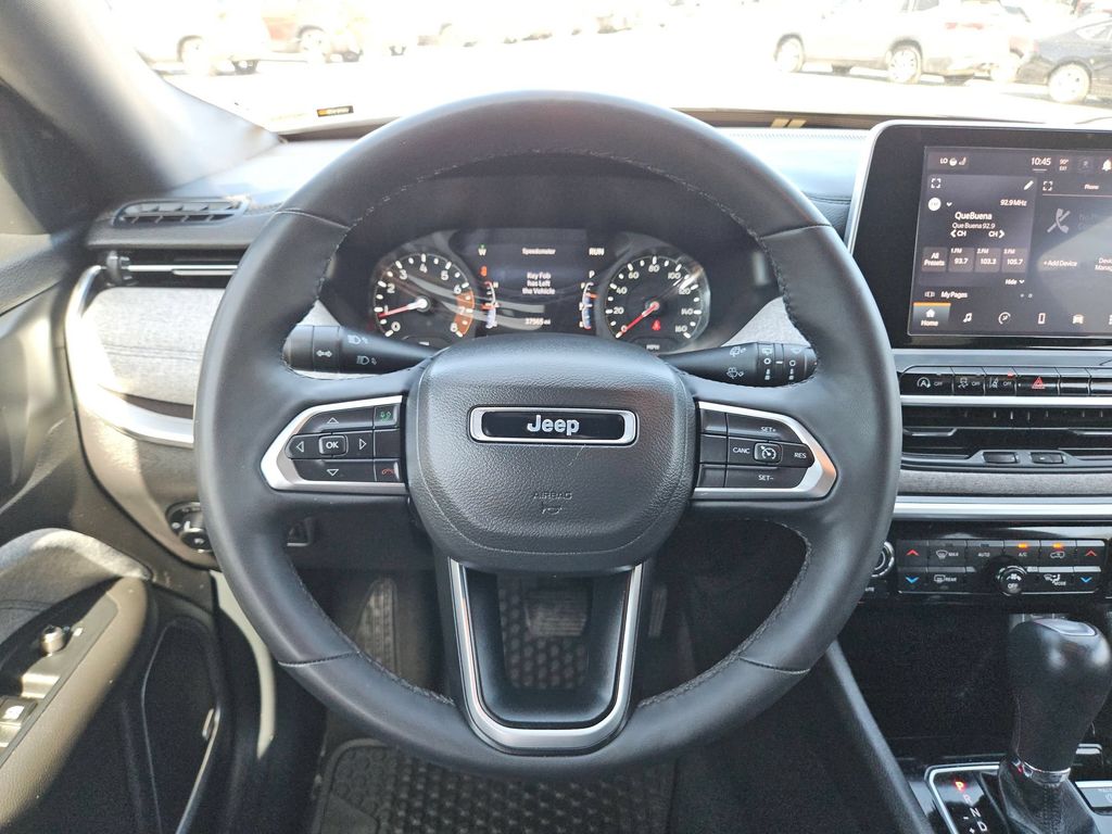 2025 Jeep Compass Latitude - Photo 23