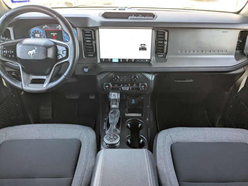 Thumbnail: 2025 Ford Bronco - 25