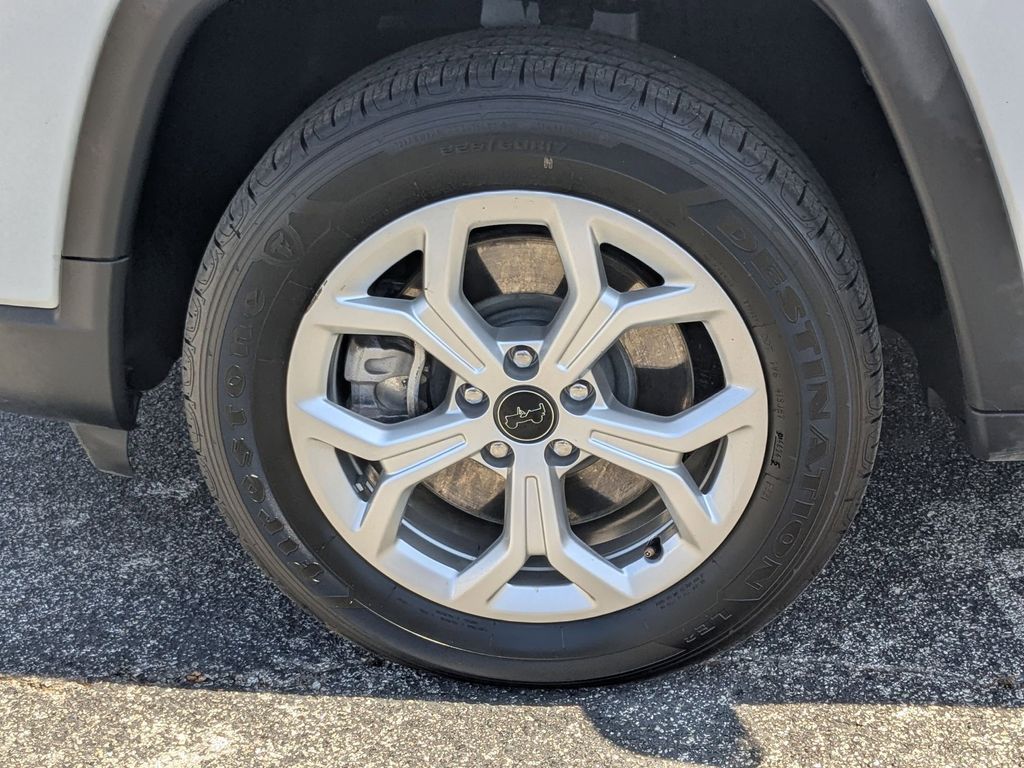 Thumbnail: 2025 Jeep Compass - 29