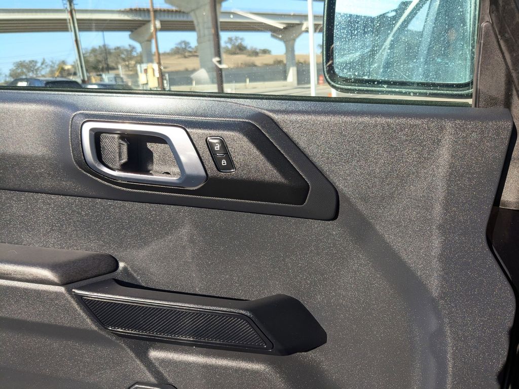 Thumbnail: 2025 Ford Bronco - 15