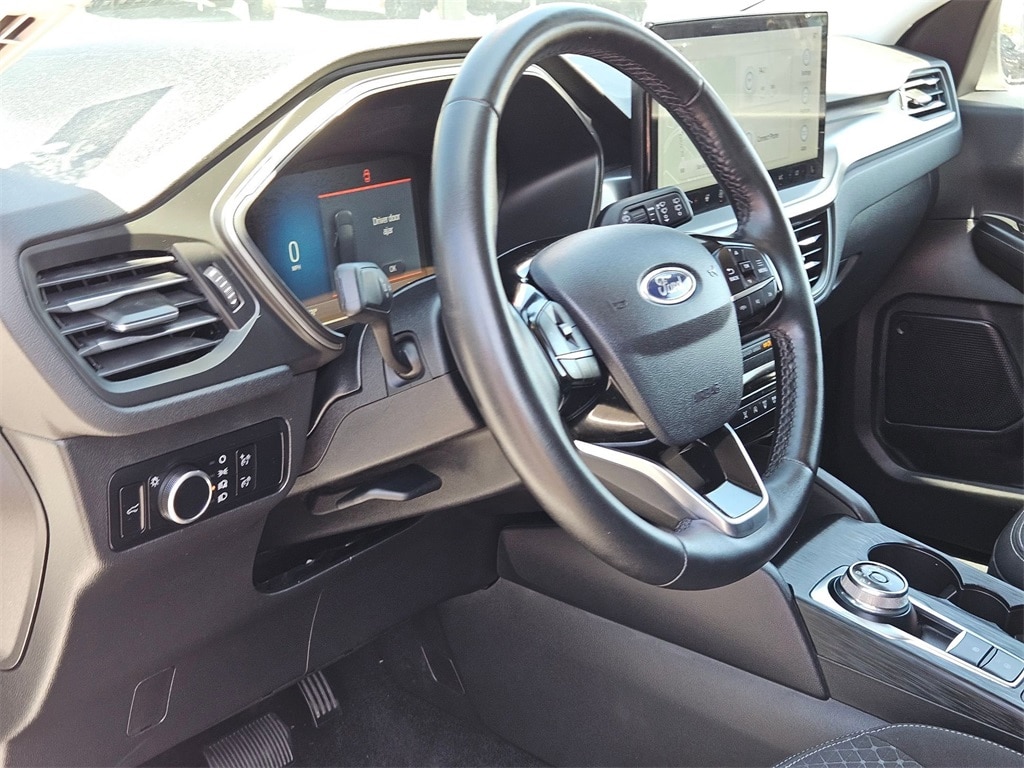 Thumbnail: 2024 Ford Escape - 11