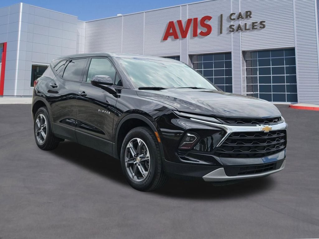 Thumbnail: 2025 Chevrolet Blazer - 9