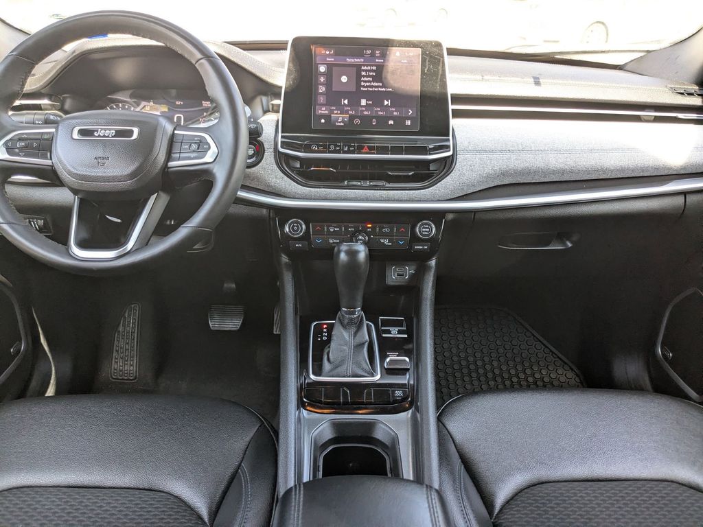 Thumbnail: 2025 Jeep Compass - 24