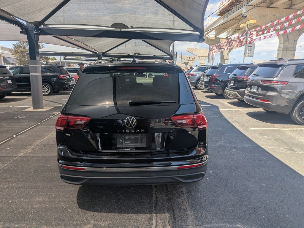 Thumbnail: 2024 Volkswagen Tiguan - 8