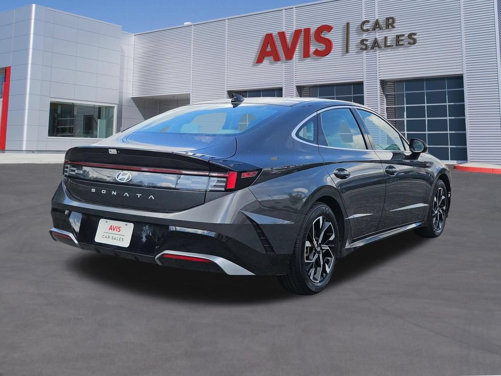 2025 Hyundai Sonata SEL - Photo 6