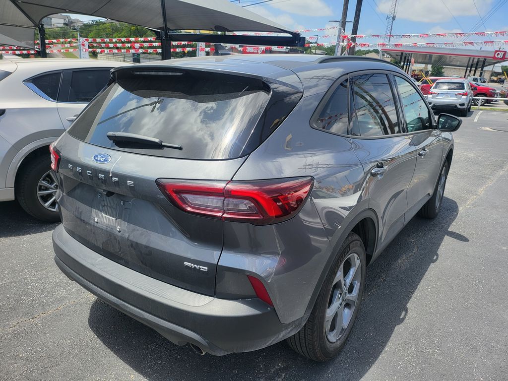 Thumbnail: 2025 Ford Escape - 8