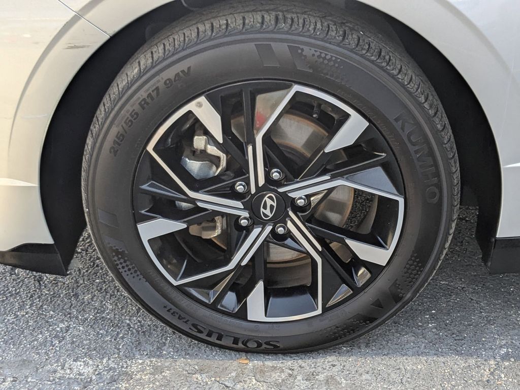 Thumbnail: 2025 Hyundai Sonata - 29