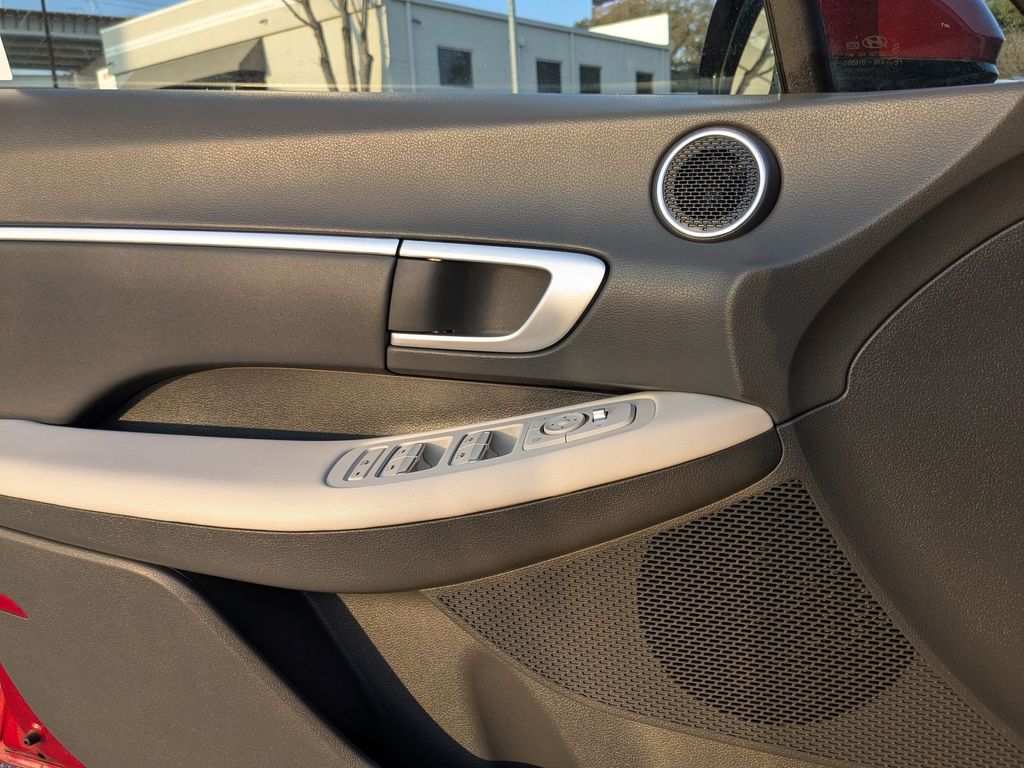 Thumbnail: 2025 Hyundai Sonata - 17