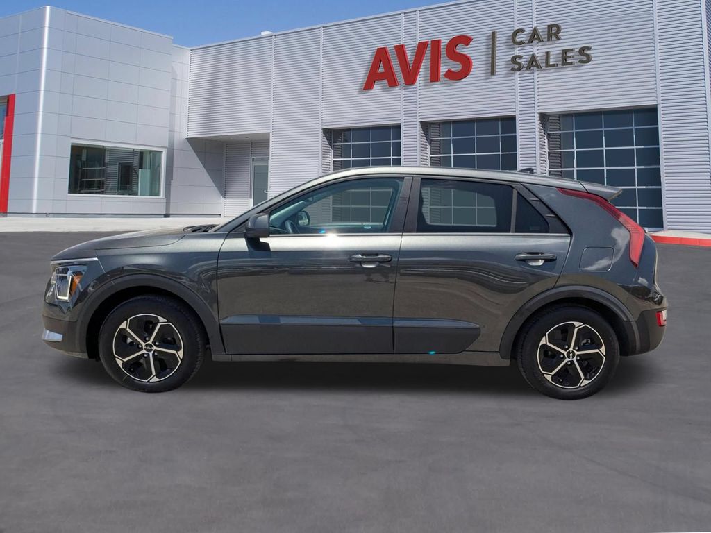 Thumbnail: 2025 Kia Niro - 2