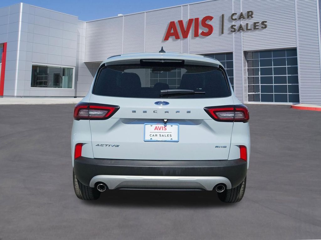 Thumbnail: 2025 Ford Escape - 5