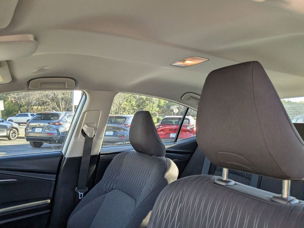 Thumbnail: 2025 Toyota Camry - 15