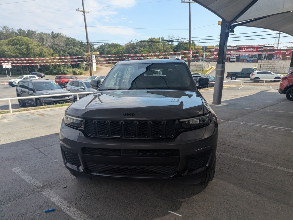 Thumbnail: 2024 Jeep Grand Cherokee L - 2