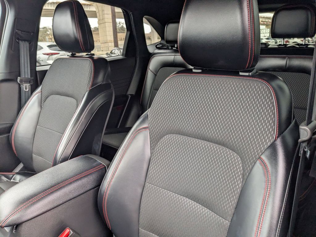 Thumbnail: 2025 Ford Escape - 16