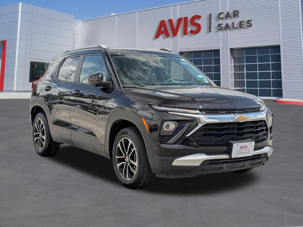 Thumbnail: 2025 Chevrolet TrailBlazer - 9