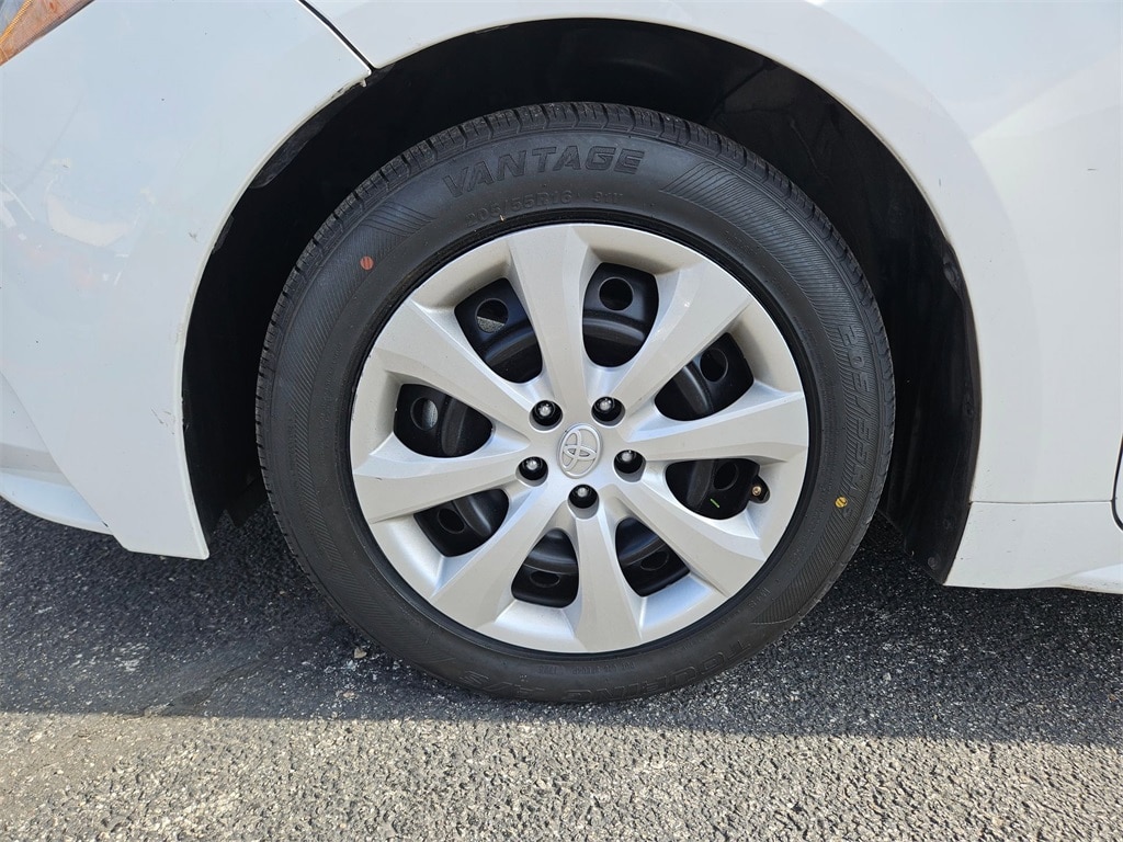 Thumbnail: 2024 Toyota Corolla - 33
