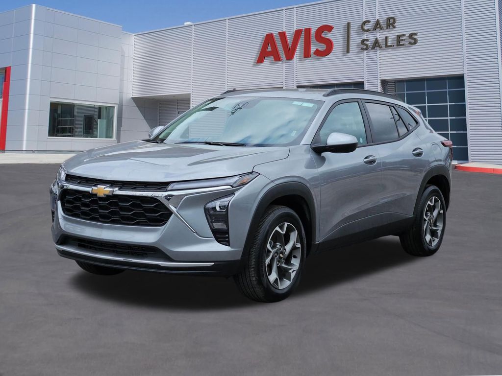 Thumbnail: 2025 Chevrolet Trax - 1