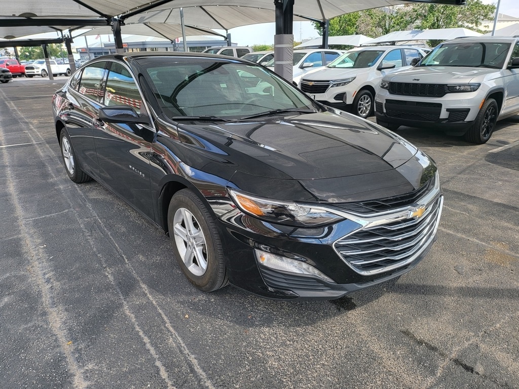 Thumbnail: 2024 Chevrolet Malibu - 5
