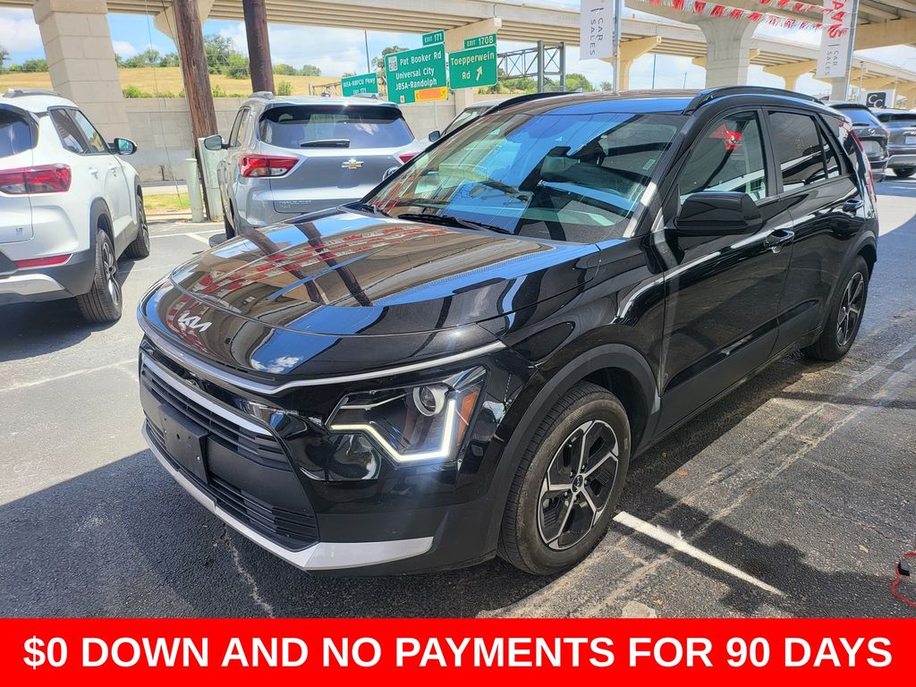2025 Kia Niro LX HEV's photo