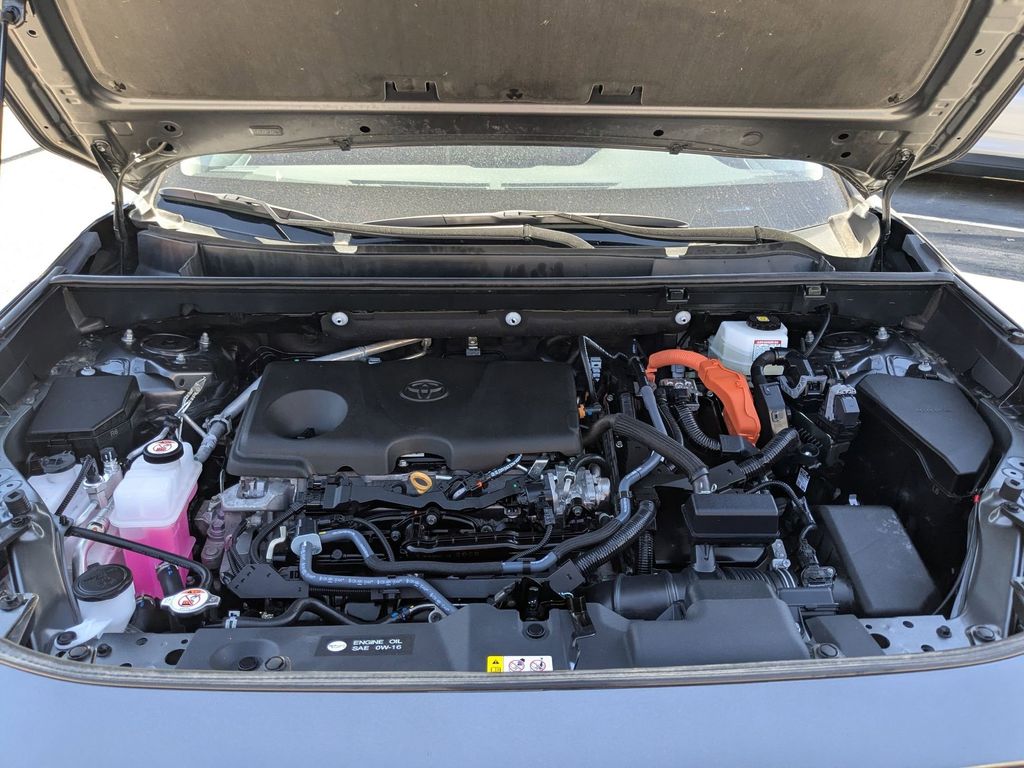 Thumbnail: 2025 Toyota RAV4 - 29