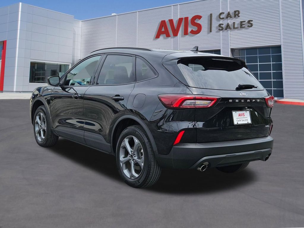 Thumbnail: 2025 Ford Escape - 3
