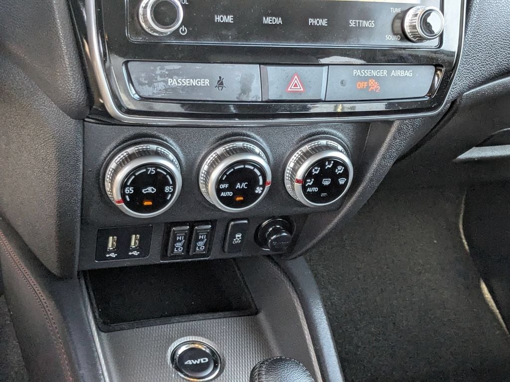 Thumbnail: 2025 Mitsubishi Outlander Sport - 20