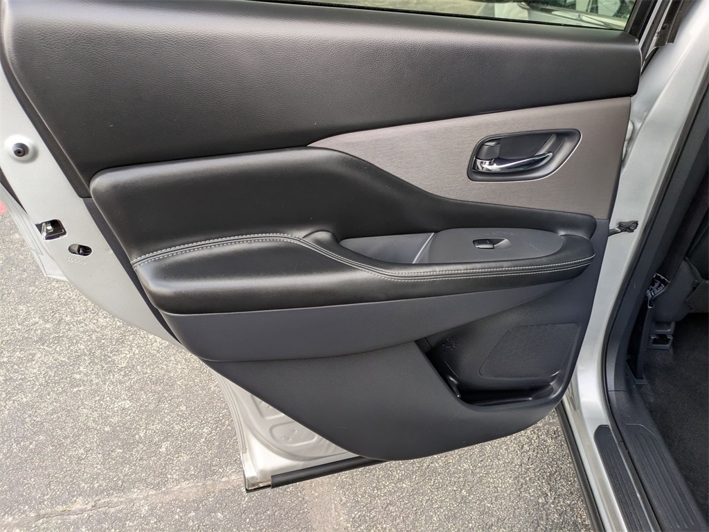 2023 Nissan Murano SV 27