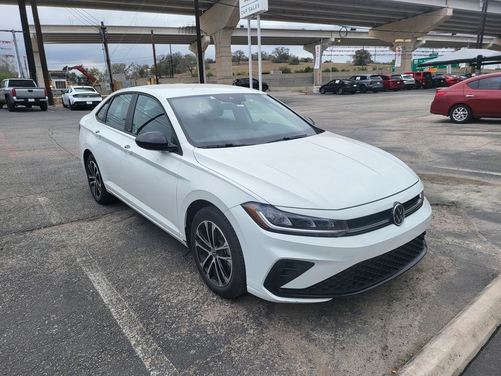 Thumbnail: 2025 Volkswagen Jetta - 2