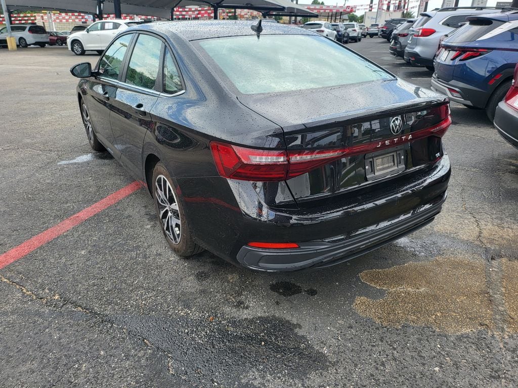 Thumbnail: 2025 Volkswagen Jetta - 9