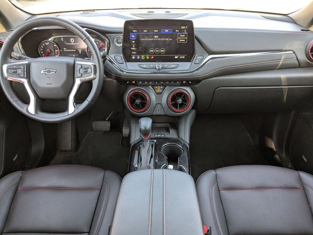 Thumbnail: 2025 Chevrolet Blazer - 19