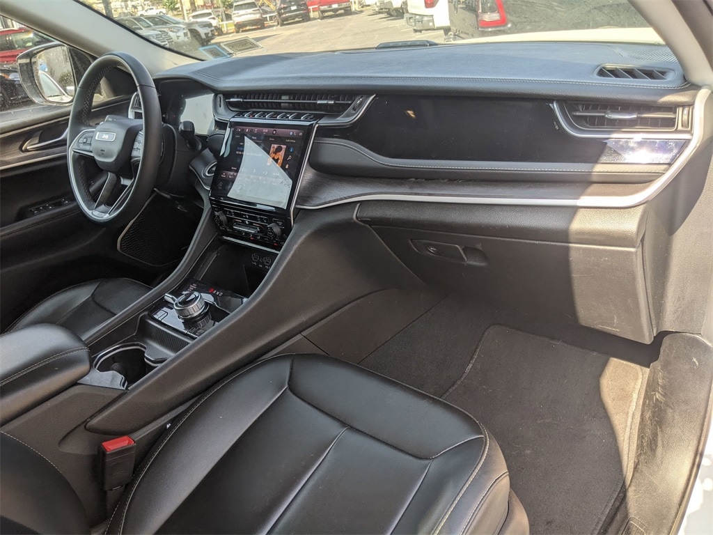 Thumbnail: 2023 Jeep Grand Cherokee - 25